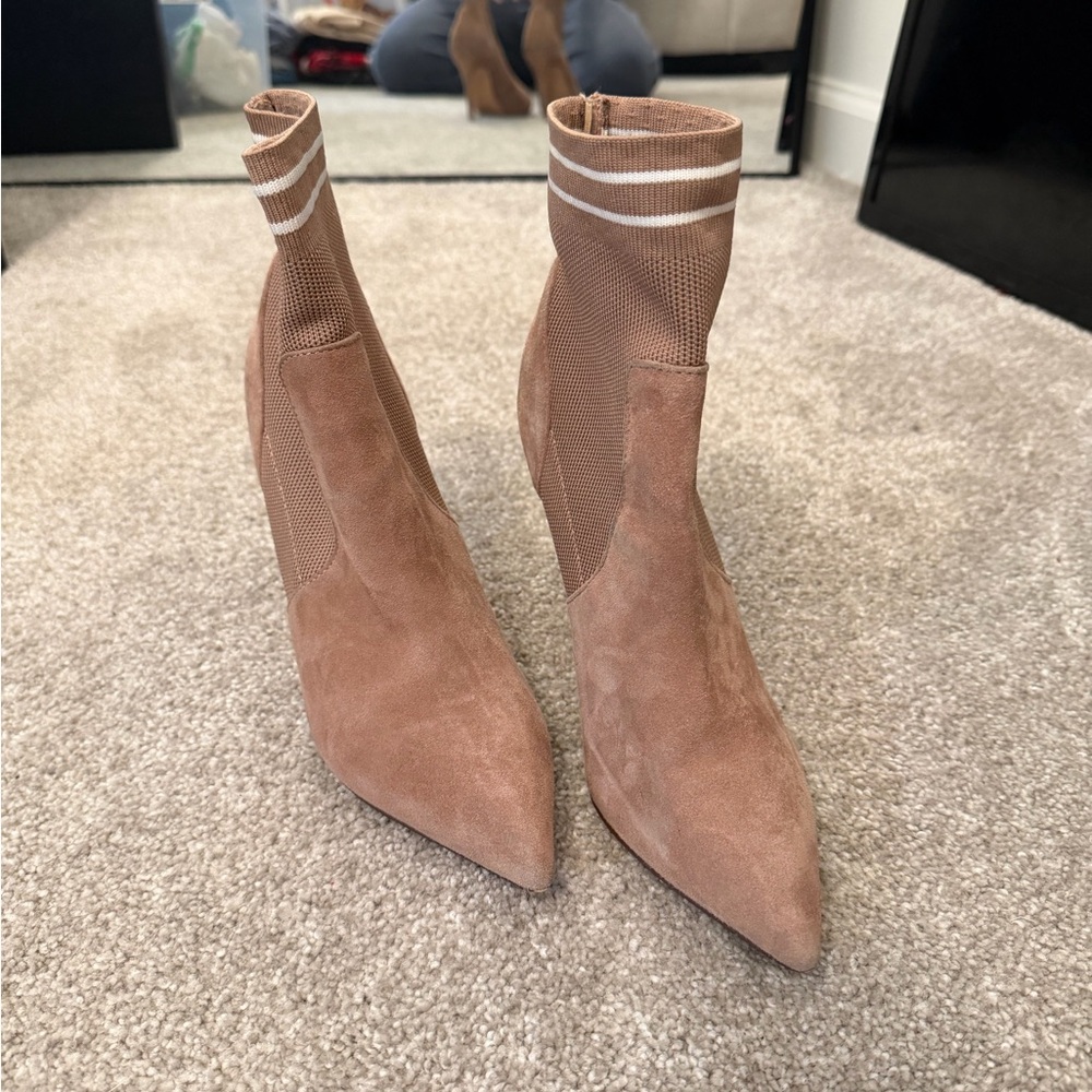 Steve Madden Tan Knit Accessory